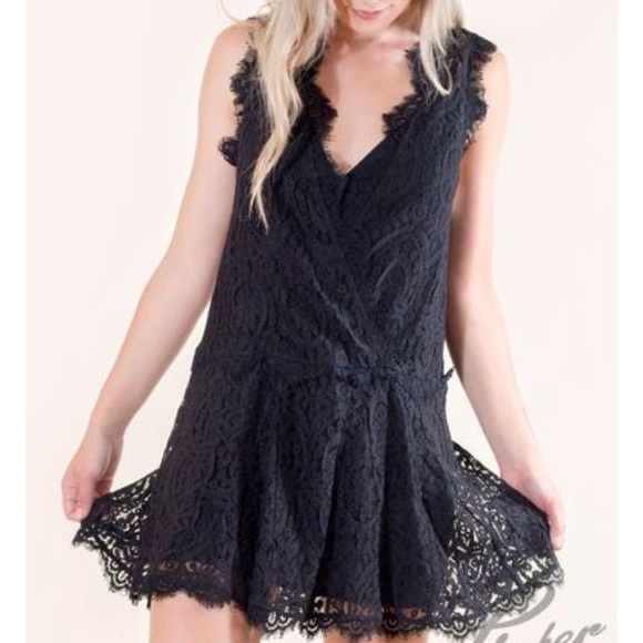 Free People Dresses & Skirts - ♥️Sold on Ⓜ️♥️🎉HP🎉NWT Free People lace dress